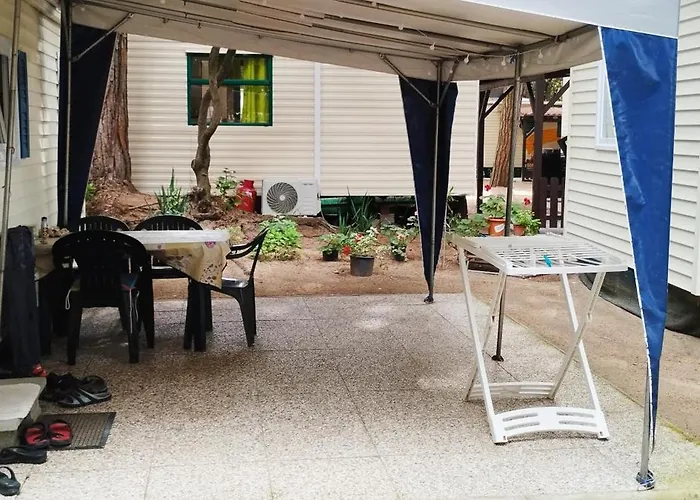 Kemp Mipro Mobilhome *