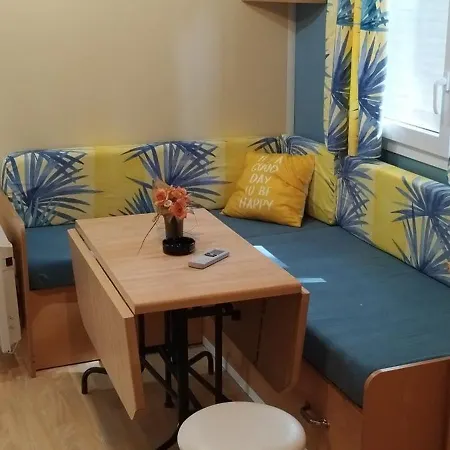 Mipro Mobilhome Κάμπινγκ *